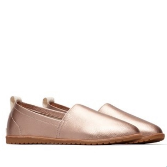 sorel ella slip on shoe